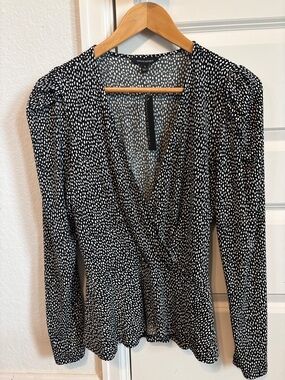 NWT Banana Republic Black & White Blouse